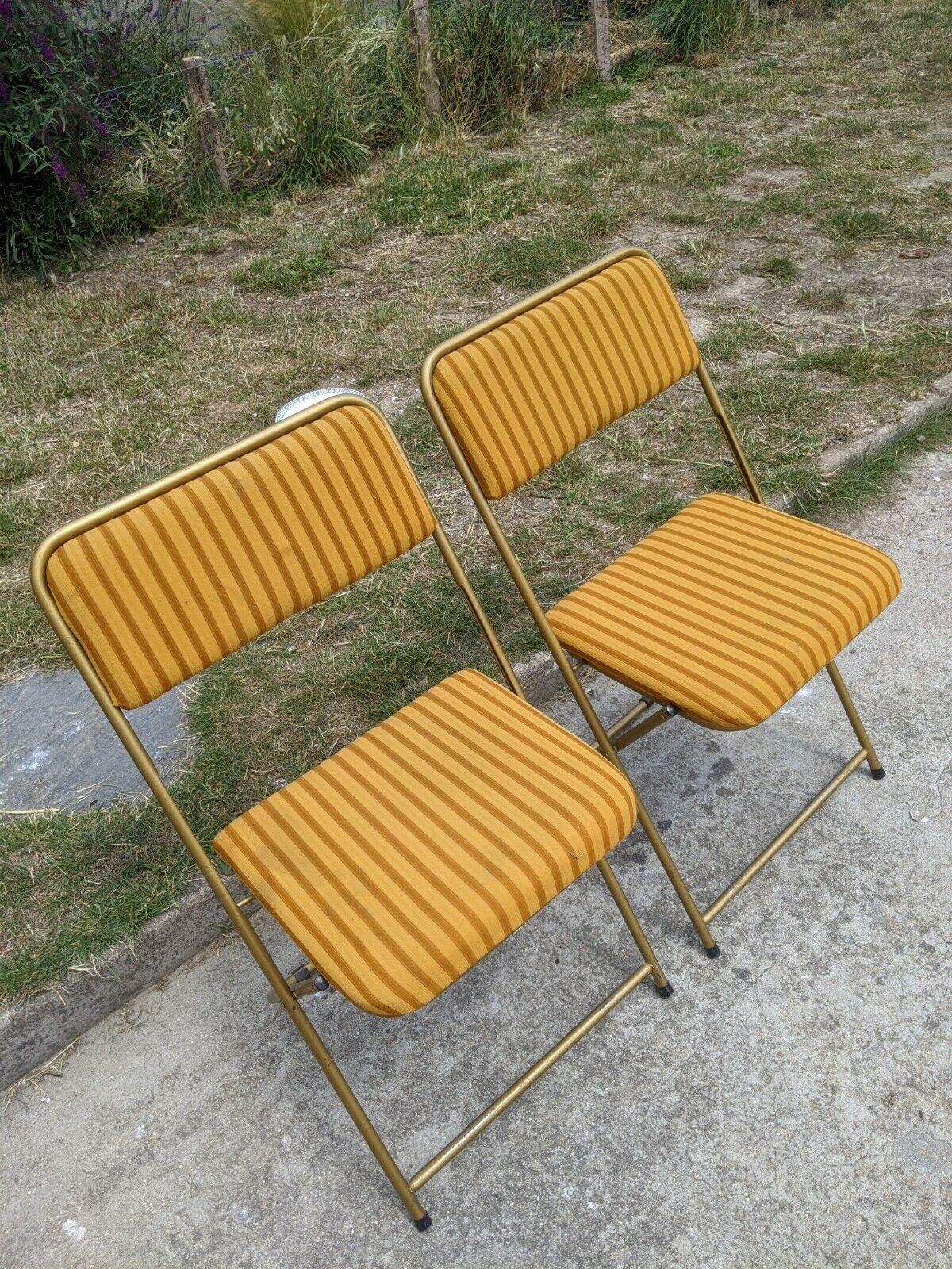 Duo of vintage lafuma foldable chairs