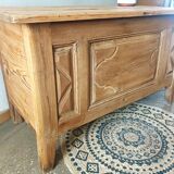 Coffre ancien rustique bois massif