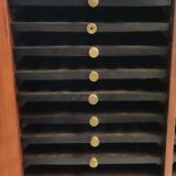 Cigar humidor cabinet