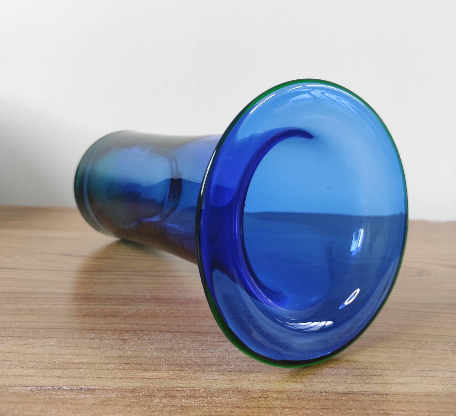 Vintage Bohemian Sommerso vase