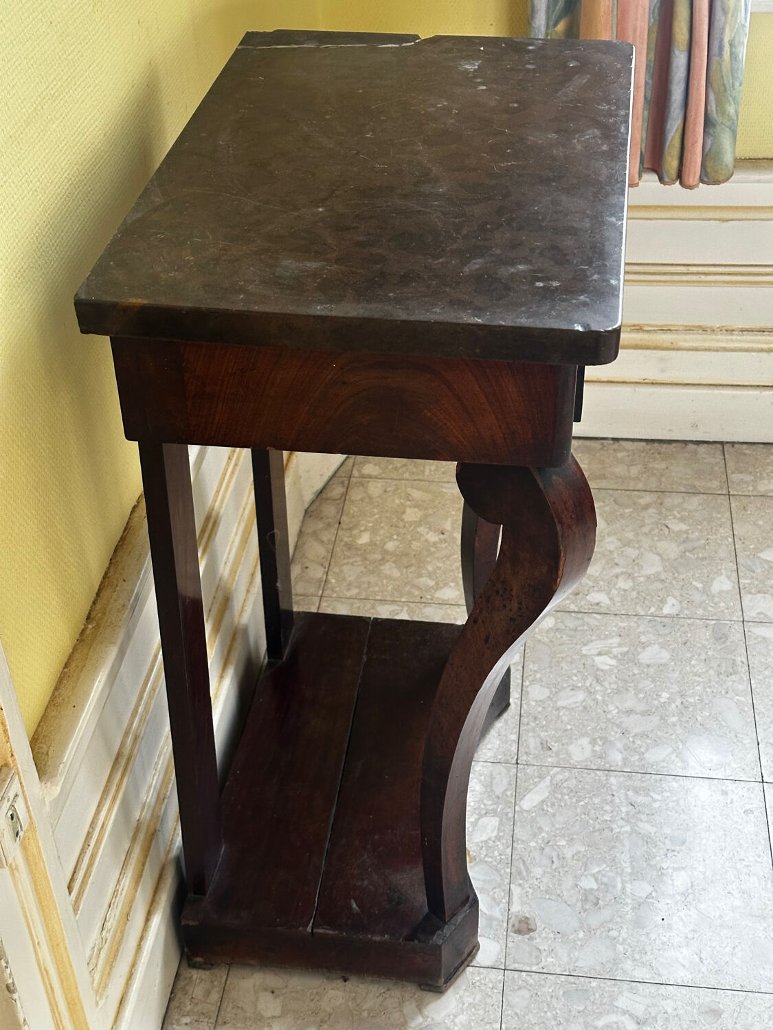 Console époque Restauration en Acajou et marbre