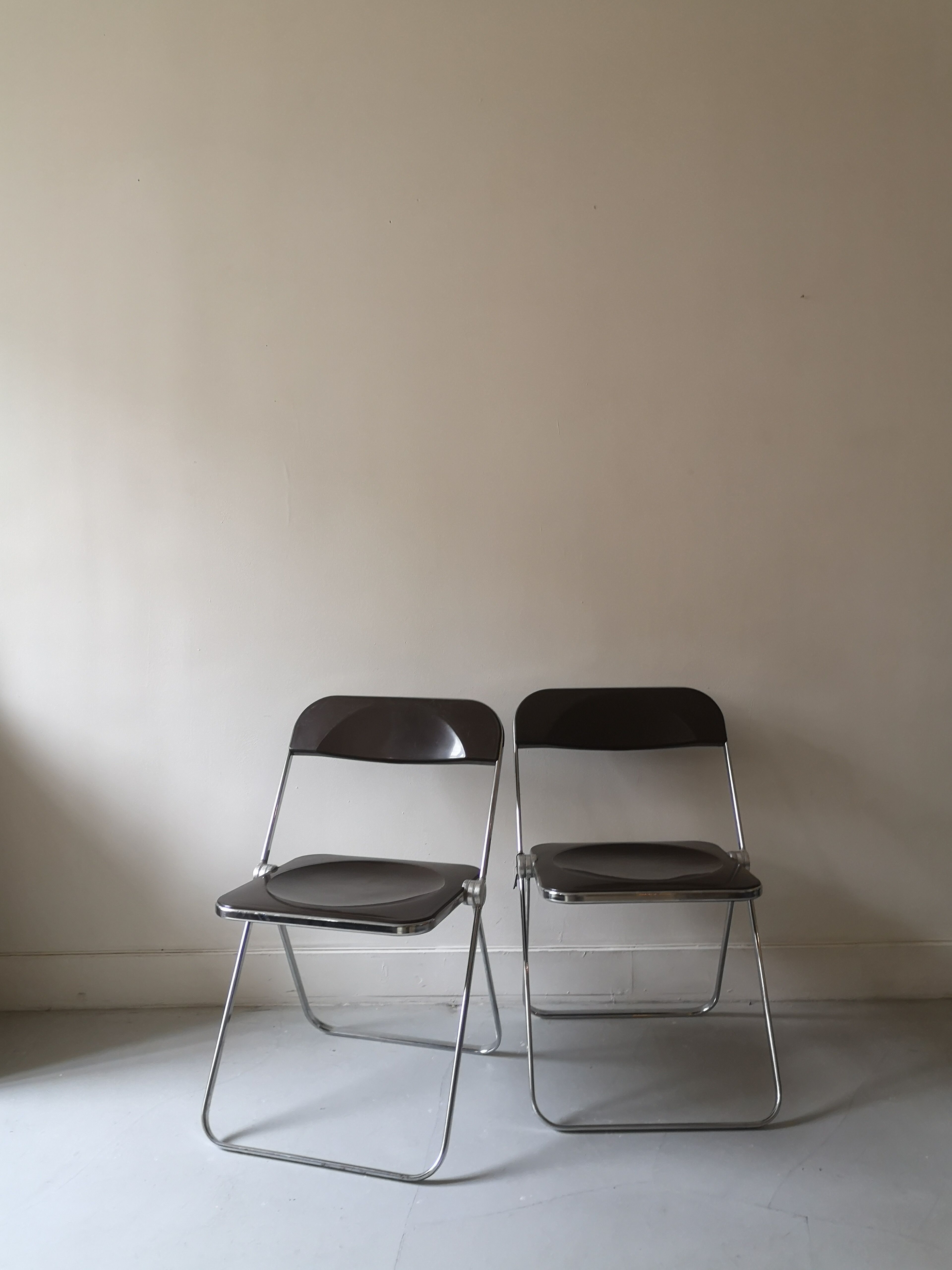 Lot de 2 chaises design Plia de Giancarlo Piretti edition Castelli 1970