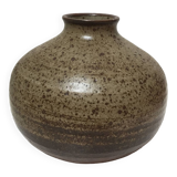 Le Cep sandstone ball vase