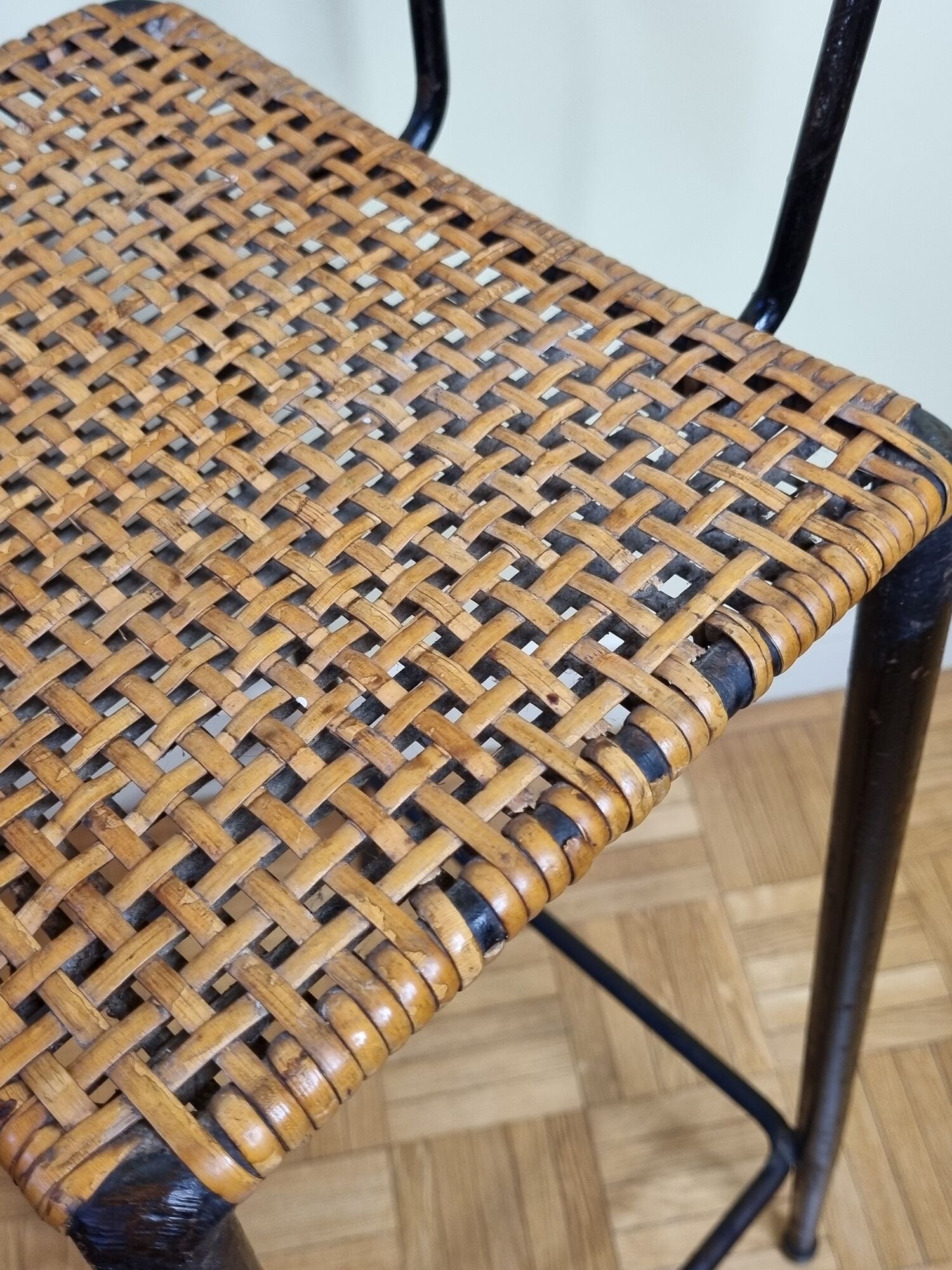 Bar stool in steel and braided wicker, design of the 50s, 92 cm