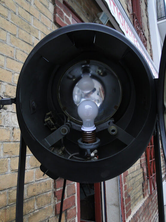 Former Cremer projector on tripod
