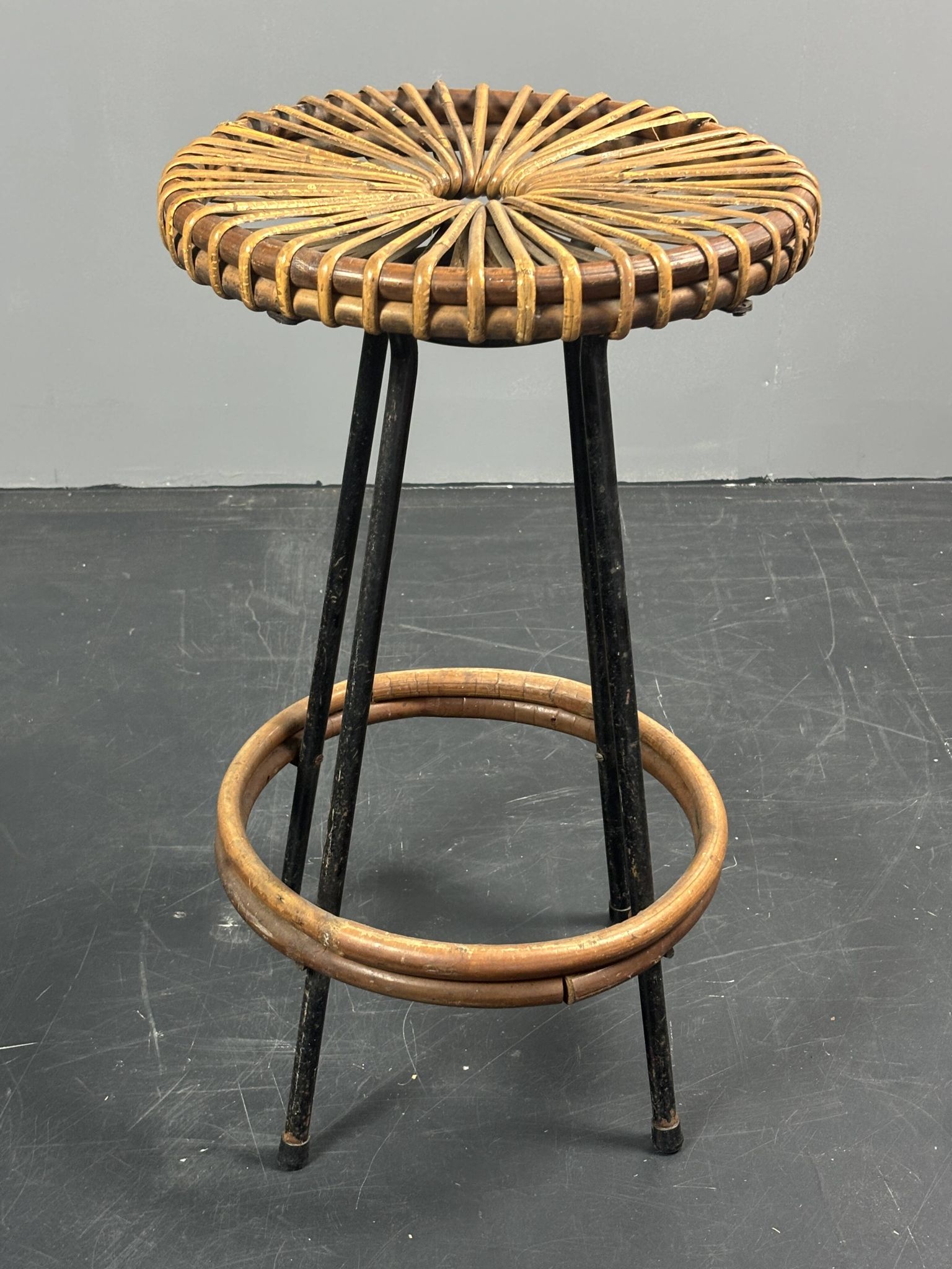 Tabourets de bar en rotin et bambou néerlandais des années 1950 par Rohé Noordwolde.
