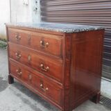 Mahogany chest of drawers from the nineteenth century
