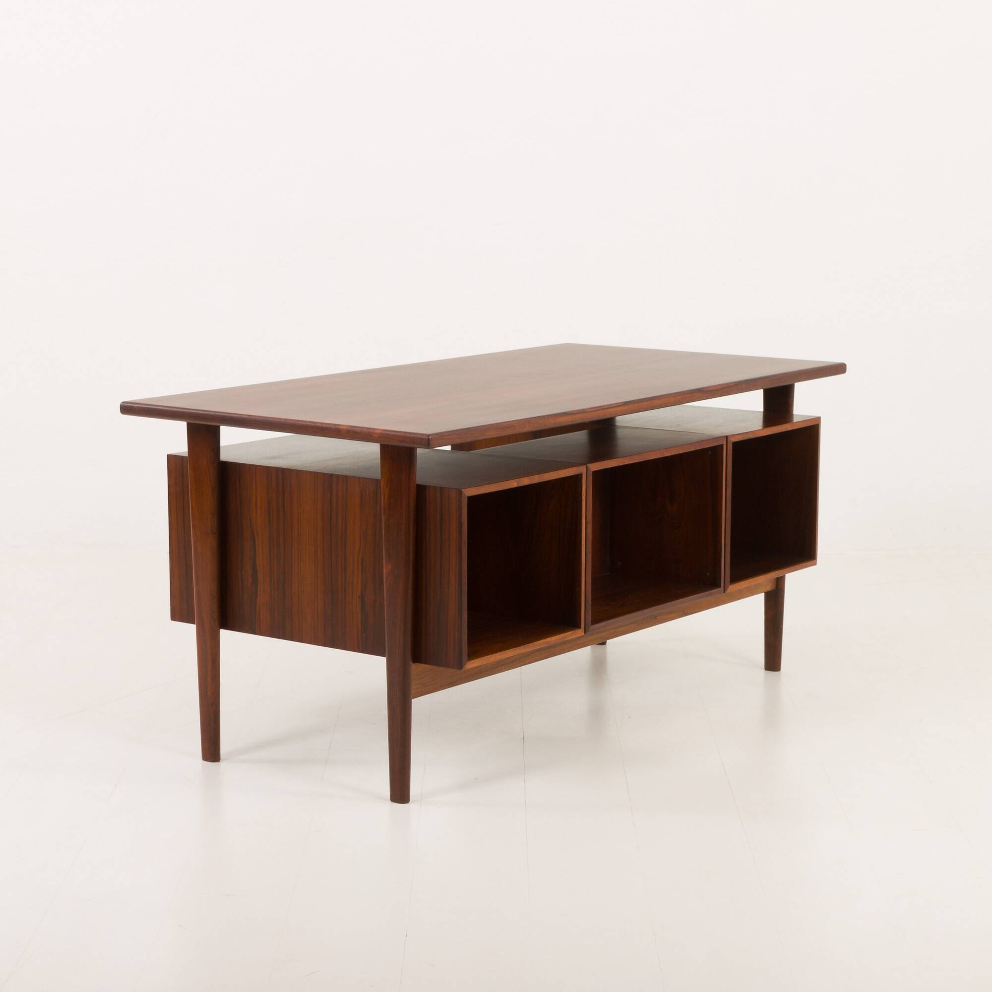 Bureau exécutif Kai Kristiansen en palissandre modèle 59 pour Feldballes Möbelfabrik, Danemark, années 1960