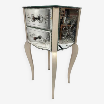 Lacquered wood bedside table, veneered with beveled mirrors decorated with leaves and flowers