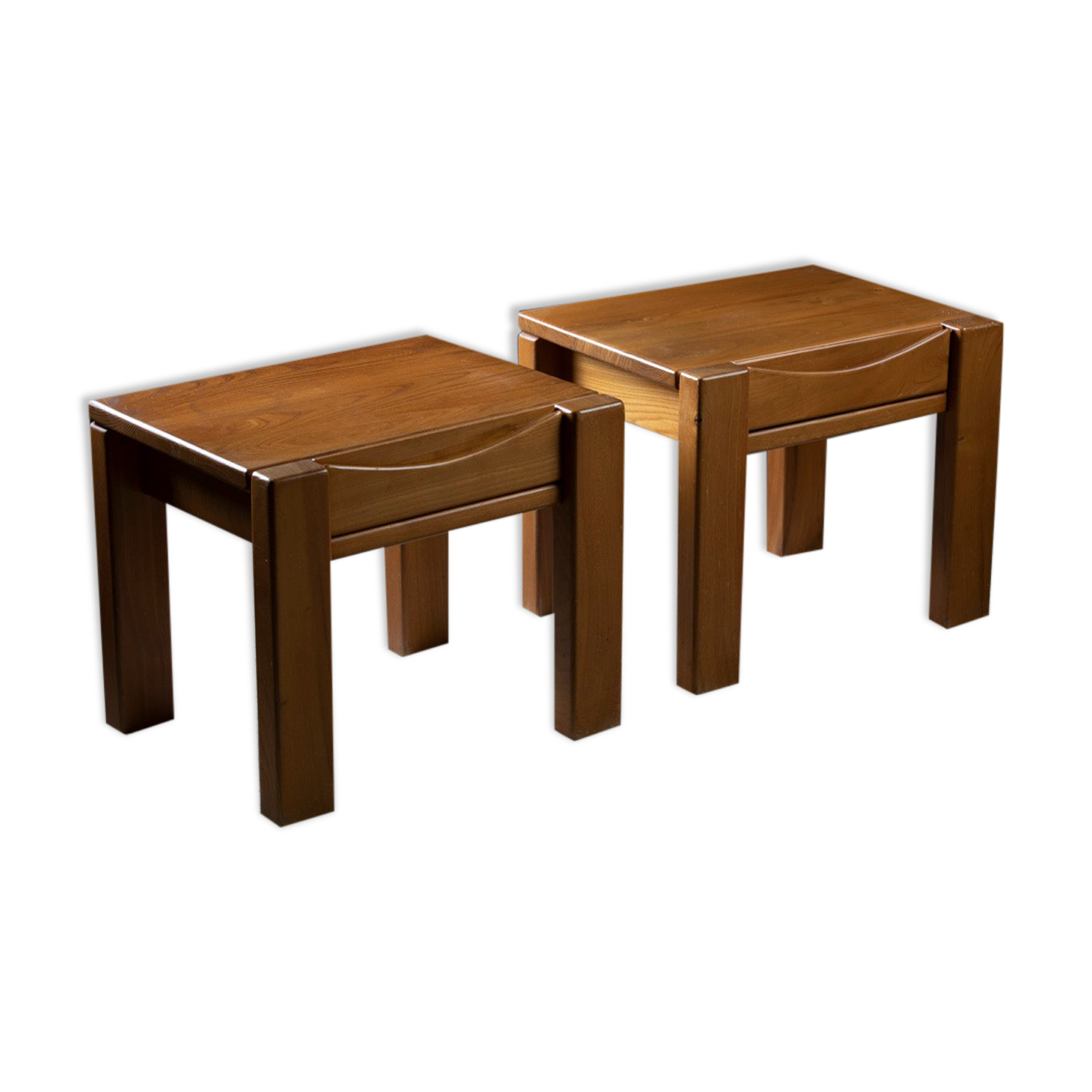 Pair of home bedside tables Regain