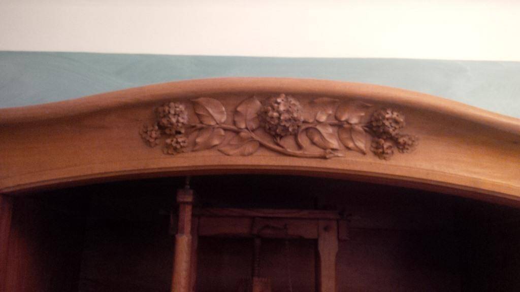 Art Nouveau glass library in walnut burl