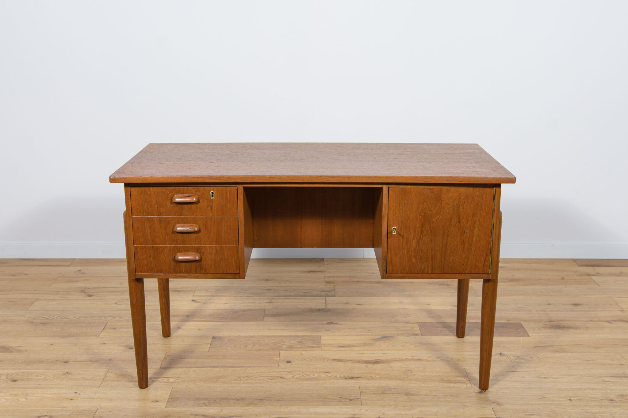 Mid-Century Danish Freestanding Teak Desk, 1960s