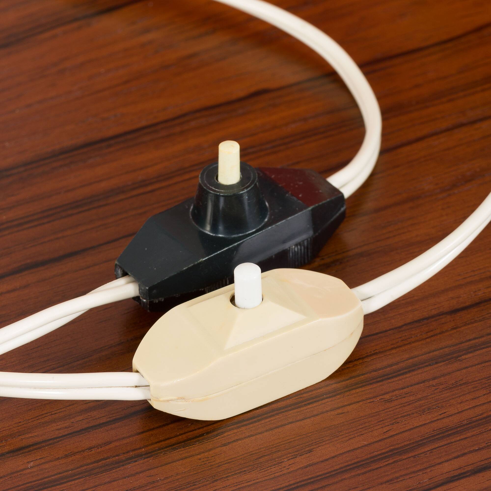 Pair Italian Space Age Mazzega Murano glass table lamps