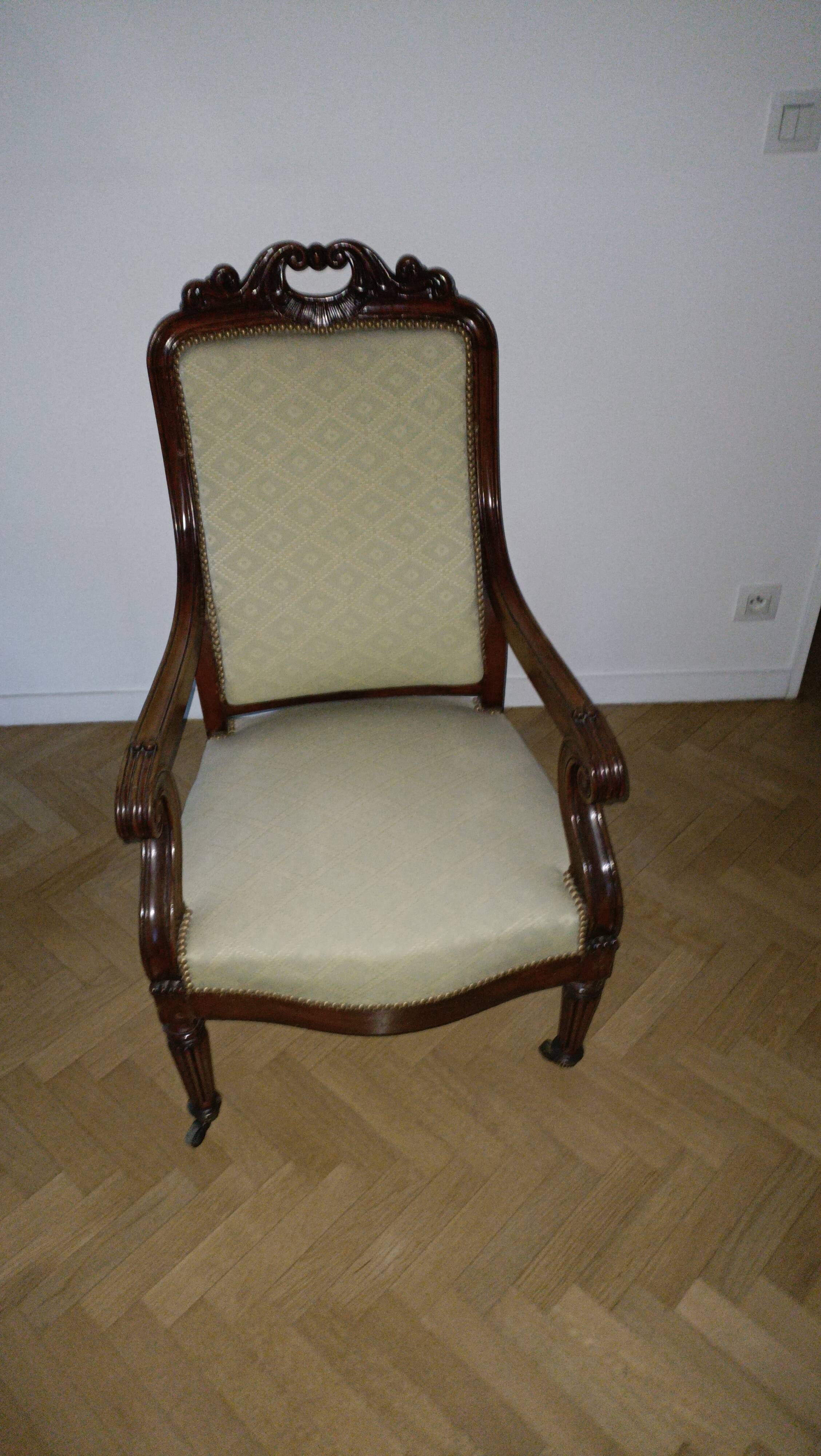 Mahogany armchair 19th