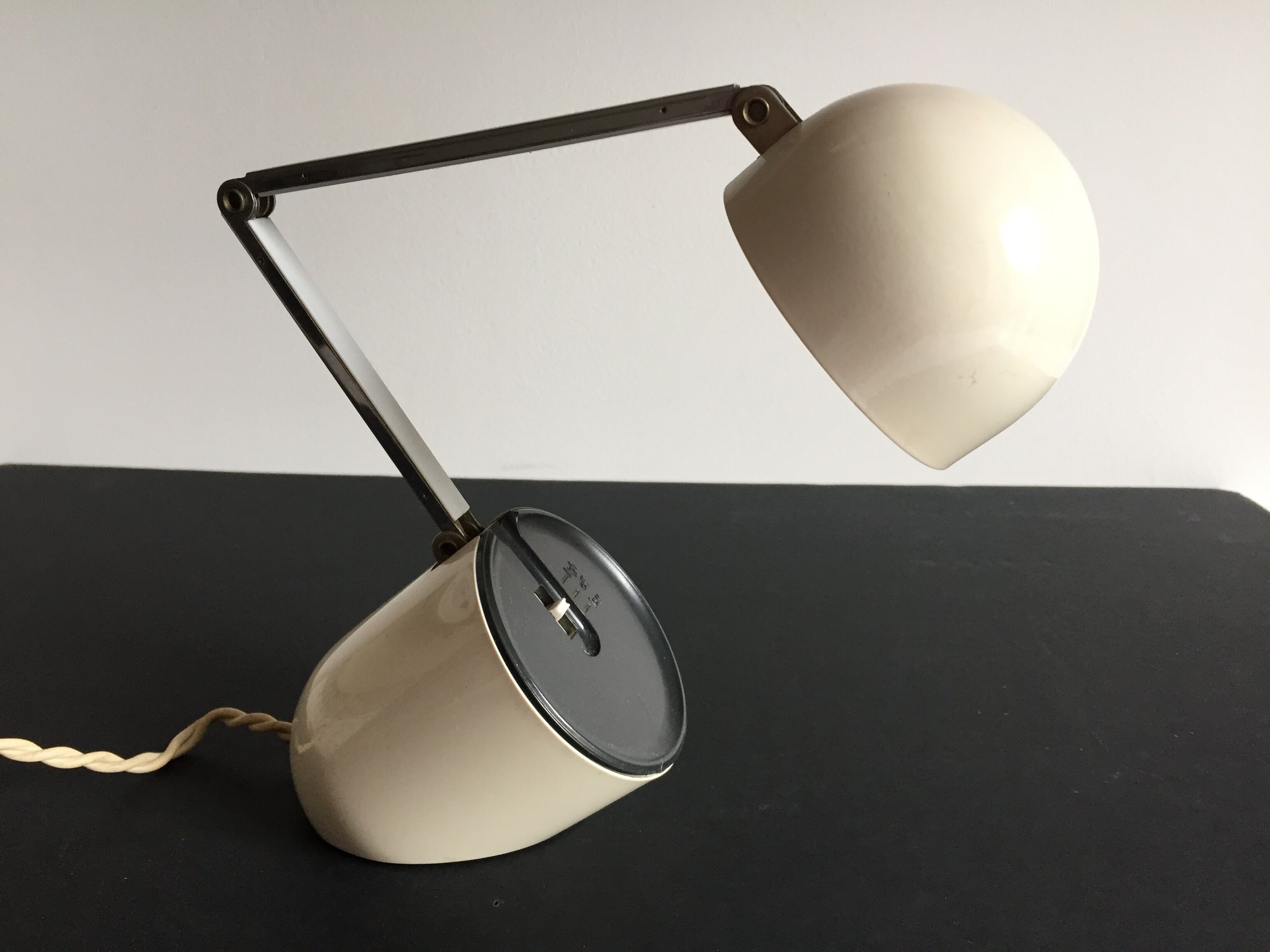 Lampe space age Kreo Lite design années 70
