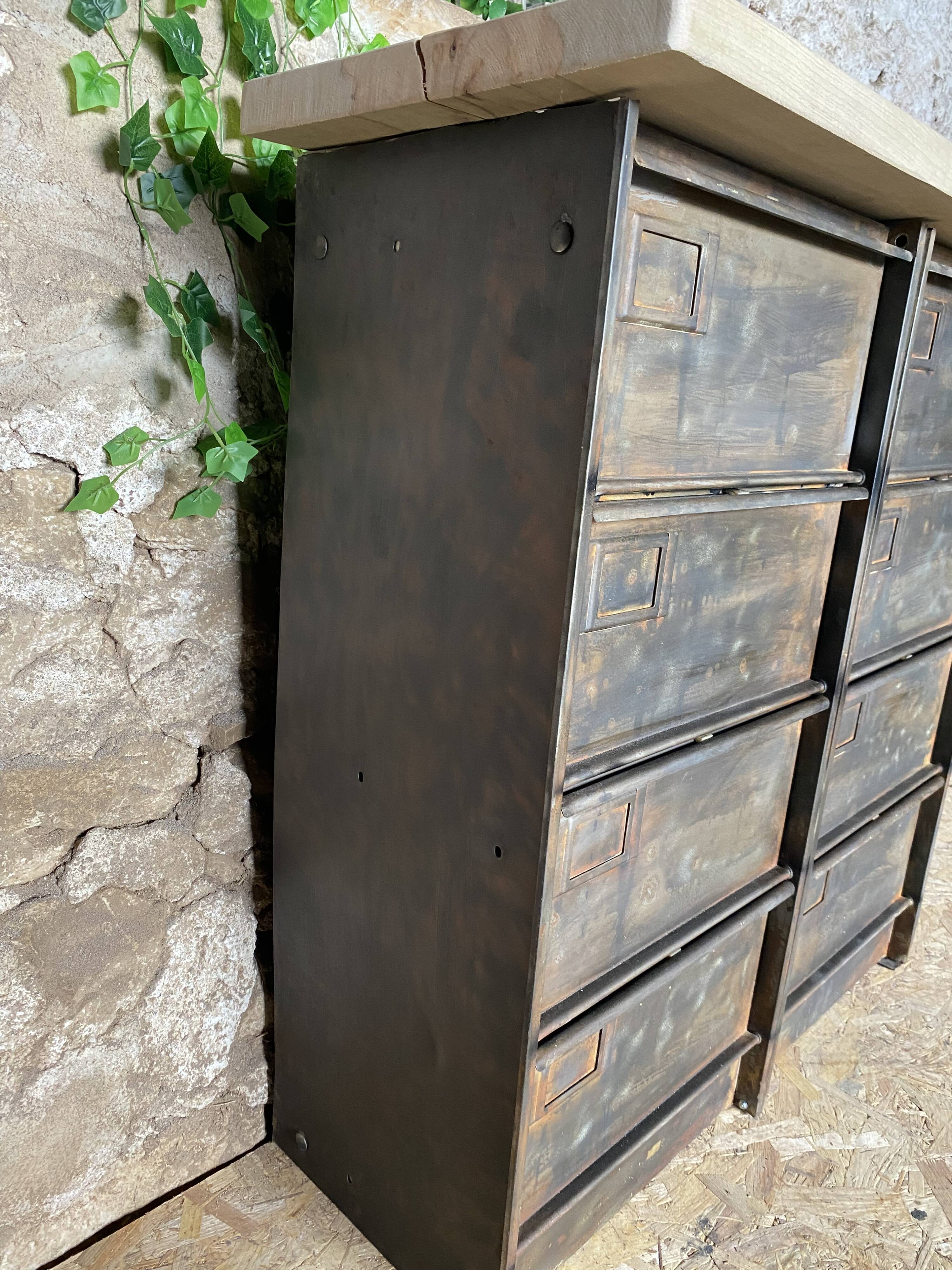 Furniture with 8 metal and wood flaps.