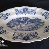 Set of a gravy boat and 2 Sarreguemines ceramic ravines, Derby model