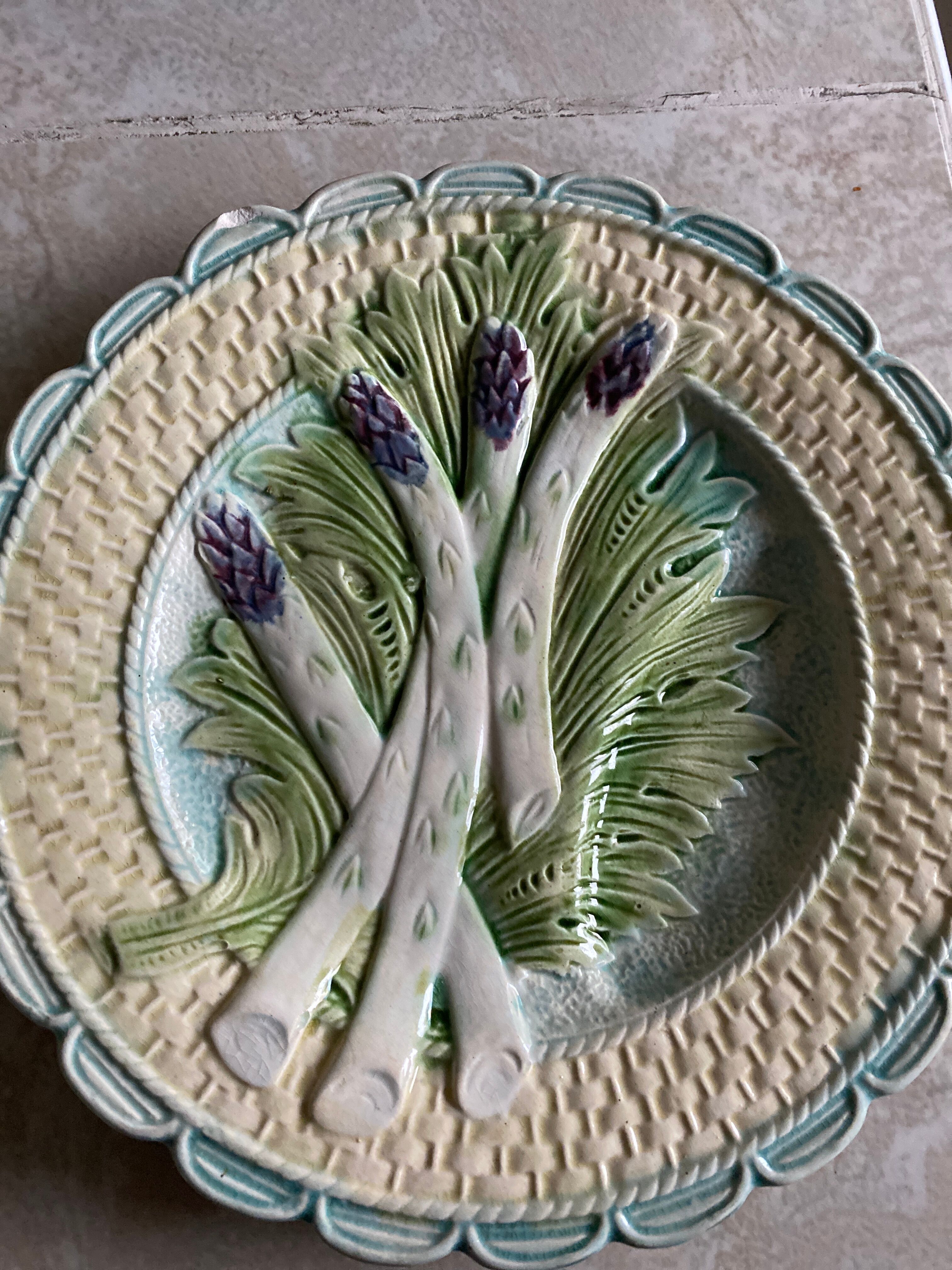 2 plates slurry asparagus