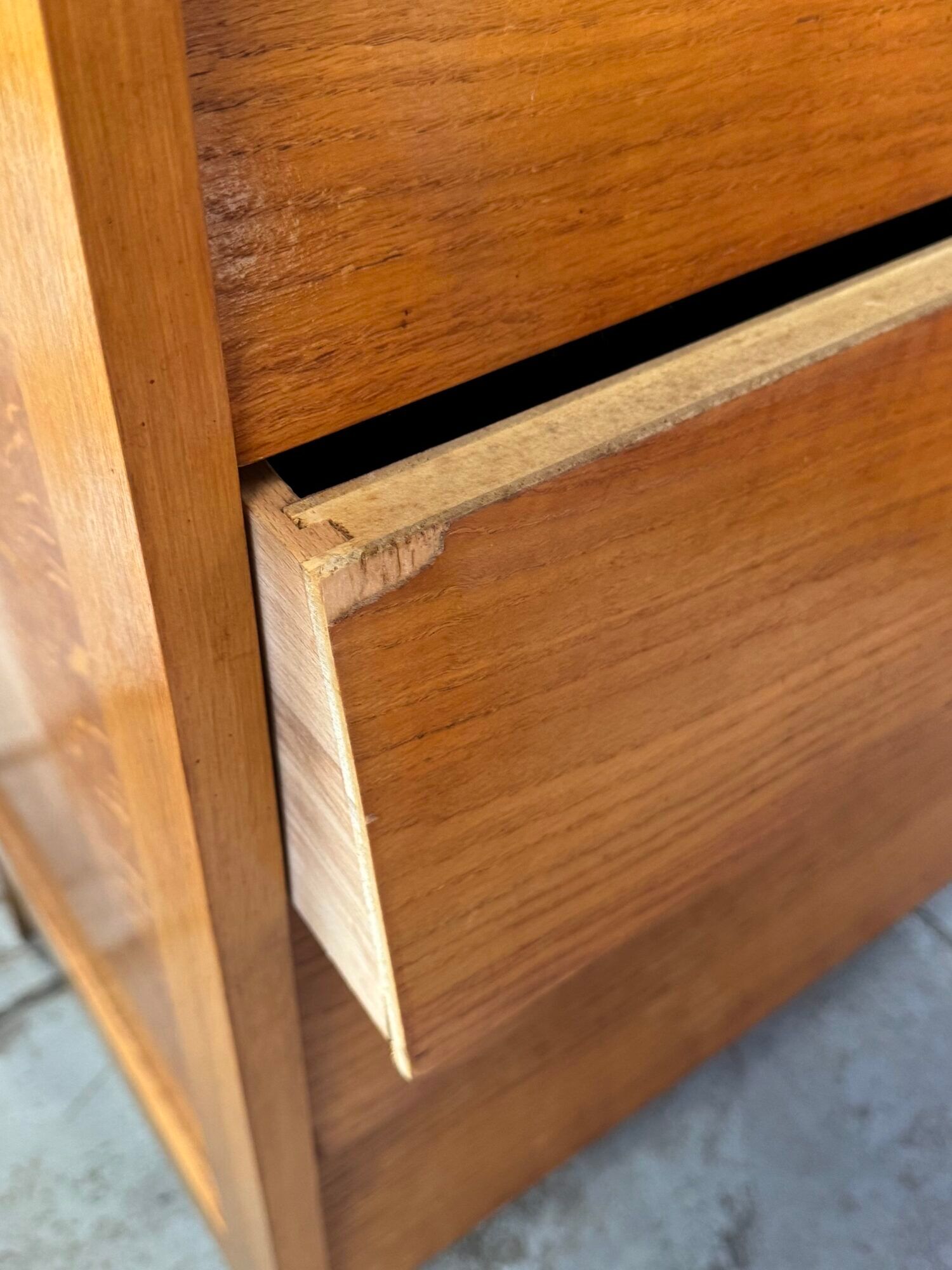 Scandinavian chest of drawers