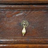Commode anglaise en chêne, XVIIe siècle
