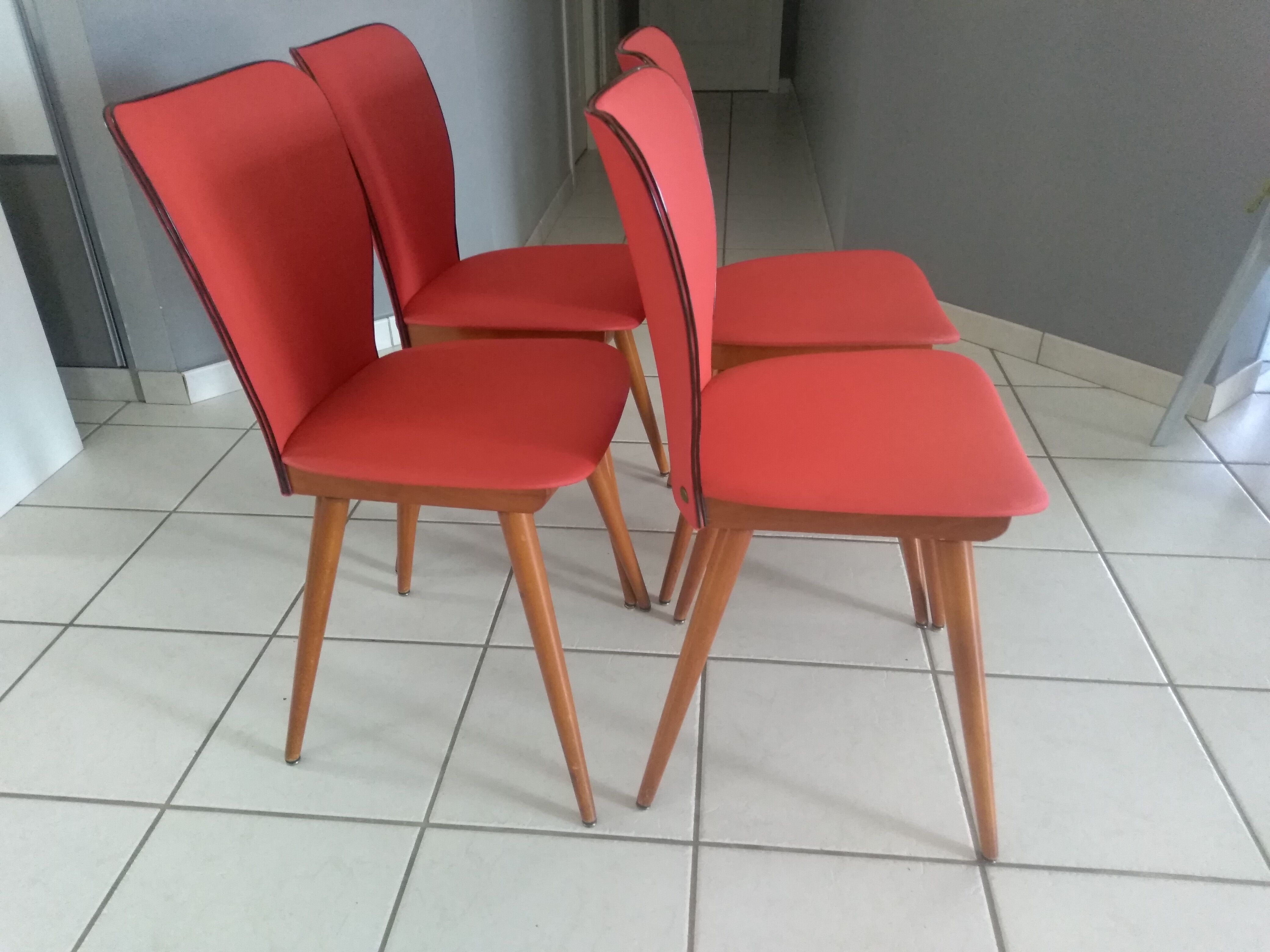 Suite of 4 chairs by Bistrot Baumann 800 by Swiss designer Max Bill 1950s