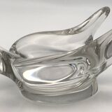 Bird-shaped paperweight, crystal swallow