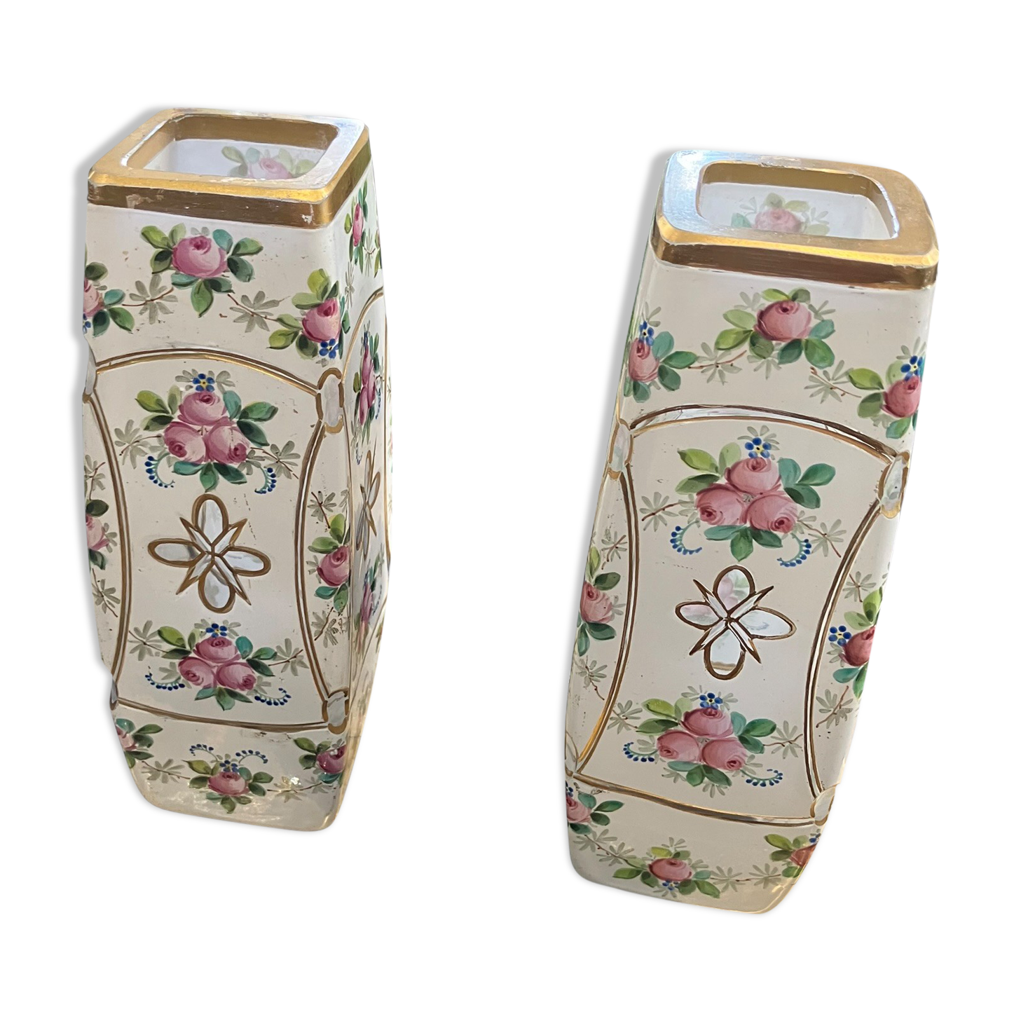 Pair of vases in enamelled and gilded crystal Rose motifs