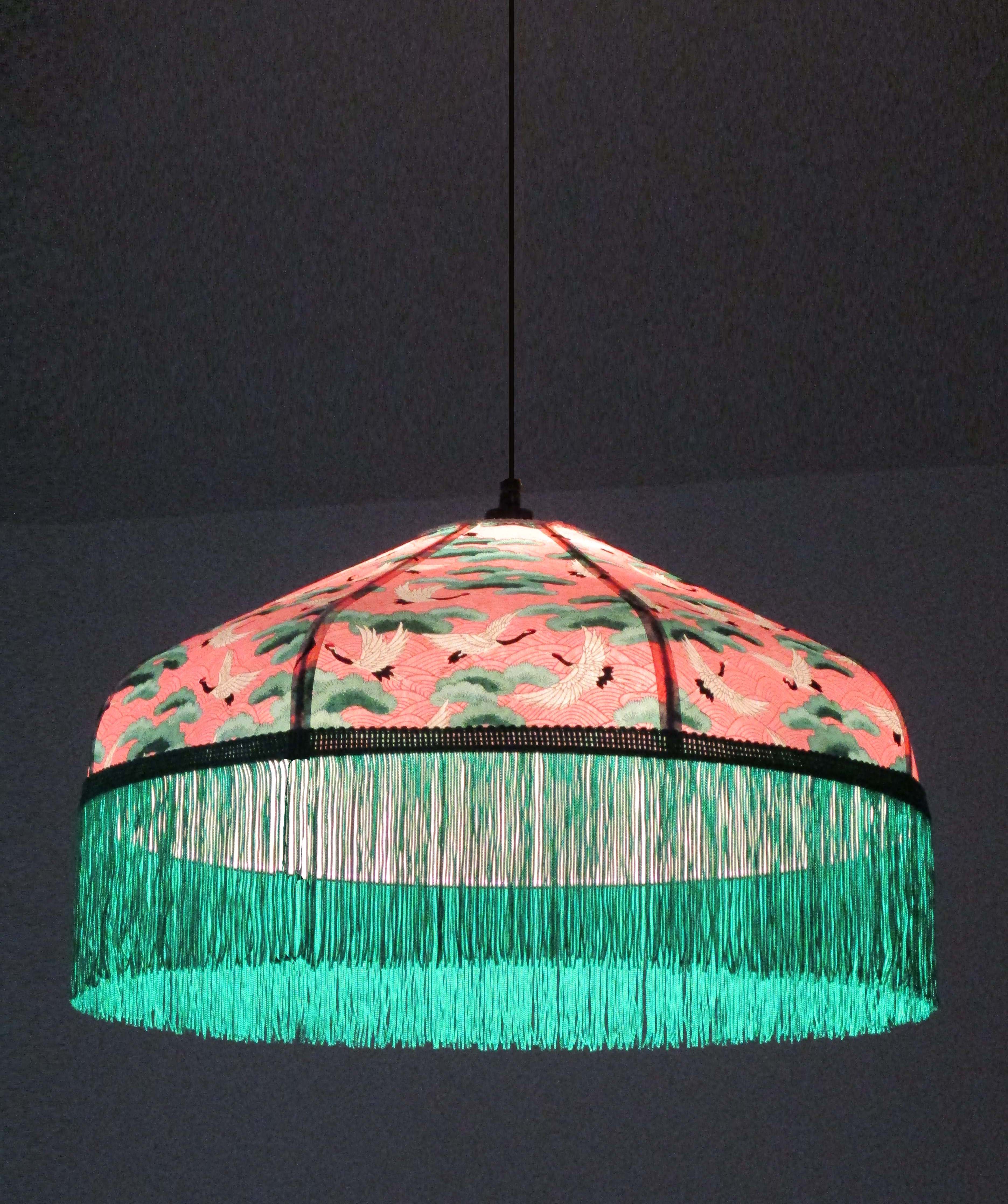 Suspension "Victoria" in paper japonasis rse with cranes and green fange.
