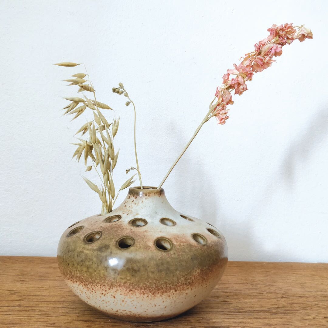 Ceramic flower spades