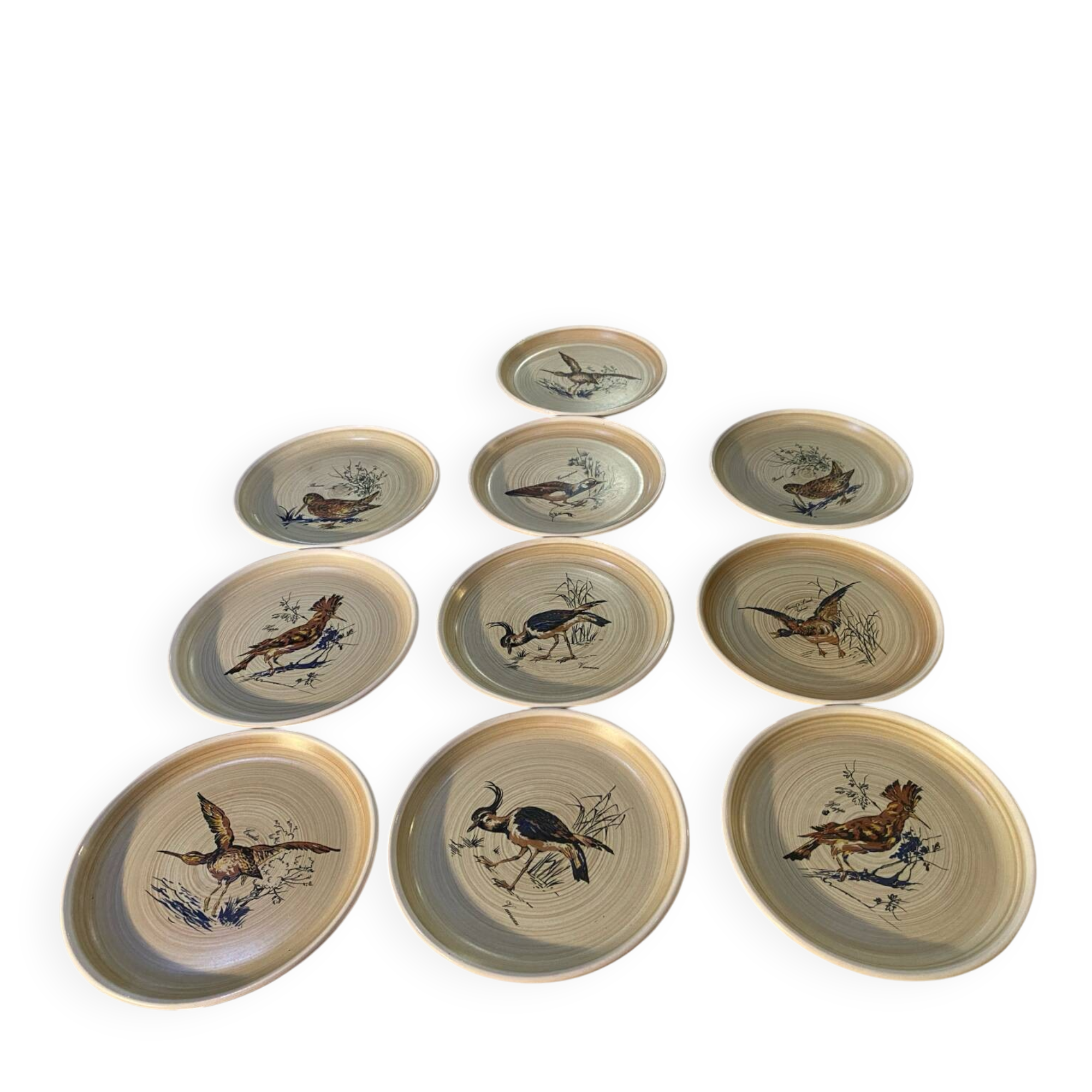Many vintage flat plates from Sarreguemines.
