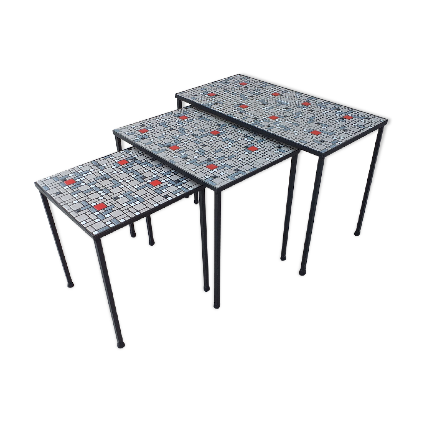 Pull-out tables  modernist ceramic