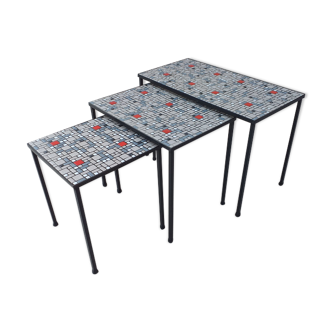 Pull-out tables  modernist ceramic