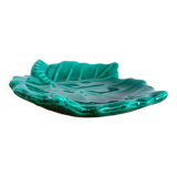 Empty ceramic pocket in leaf shape