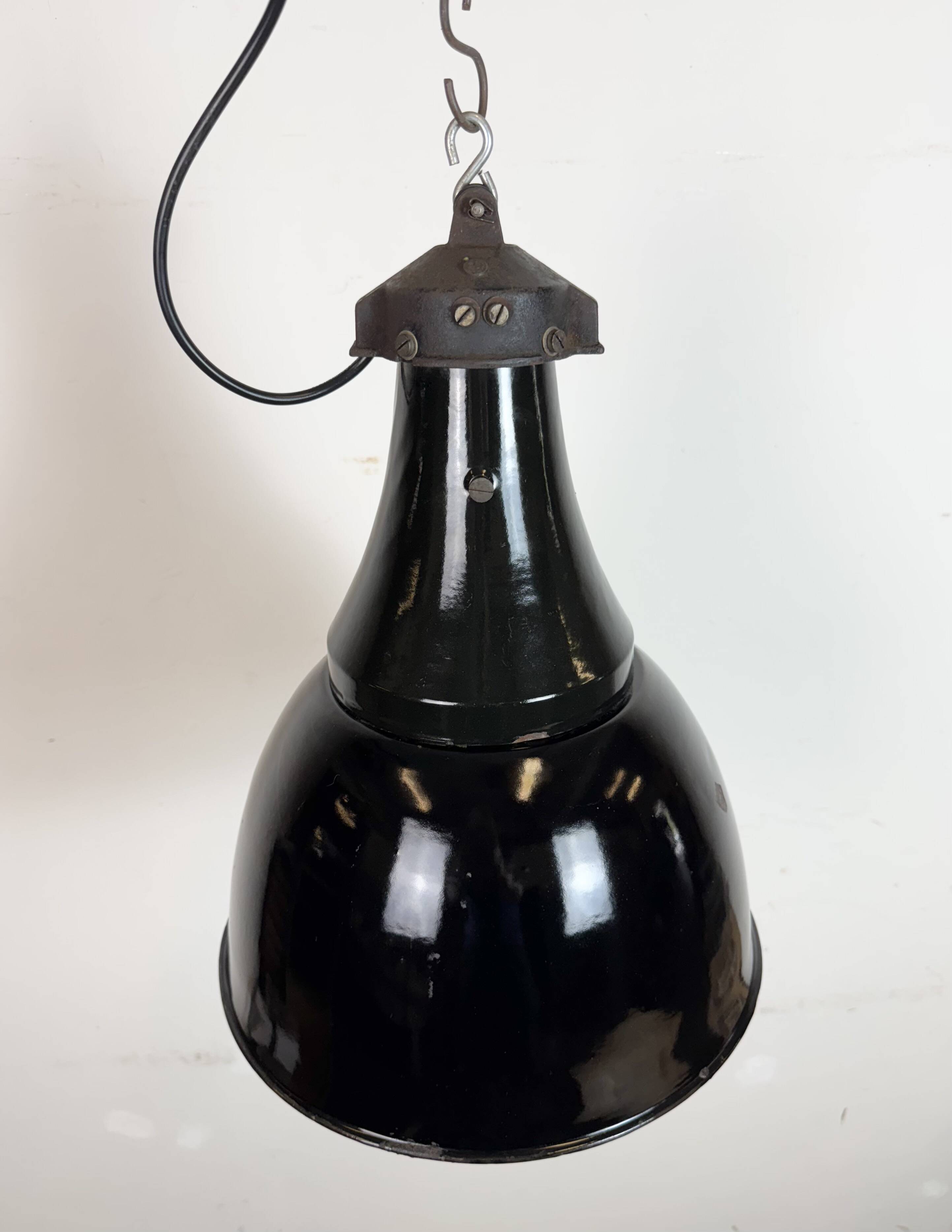 Industrial Black Enamel Bauhaus Pendant Lamp, 1930s