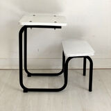 Small children's desk