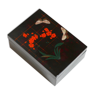 Lacquered wooden box, flower and butterfly decor, 1960s