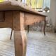 Table campagne provençale style Louis XV merisier