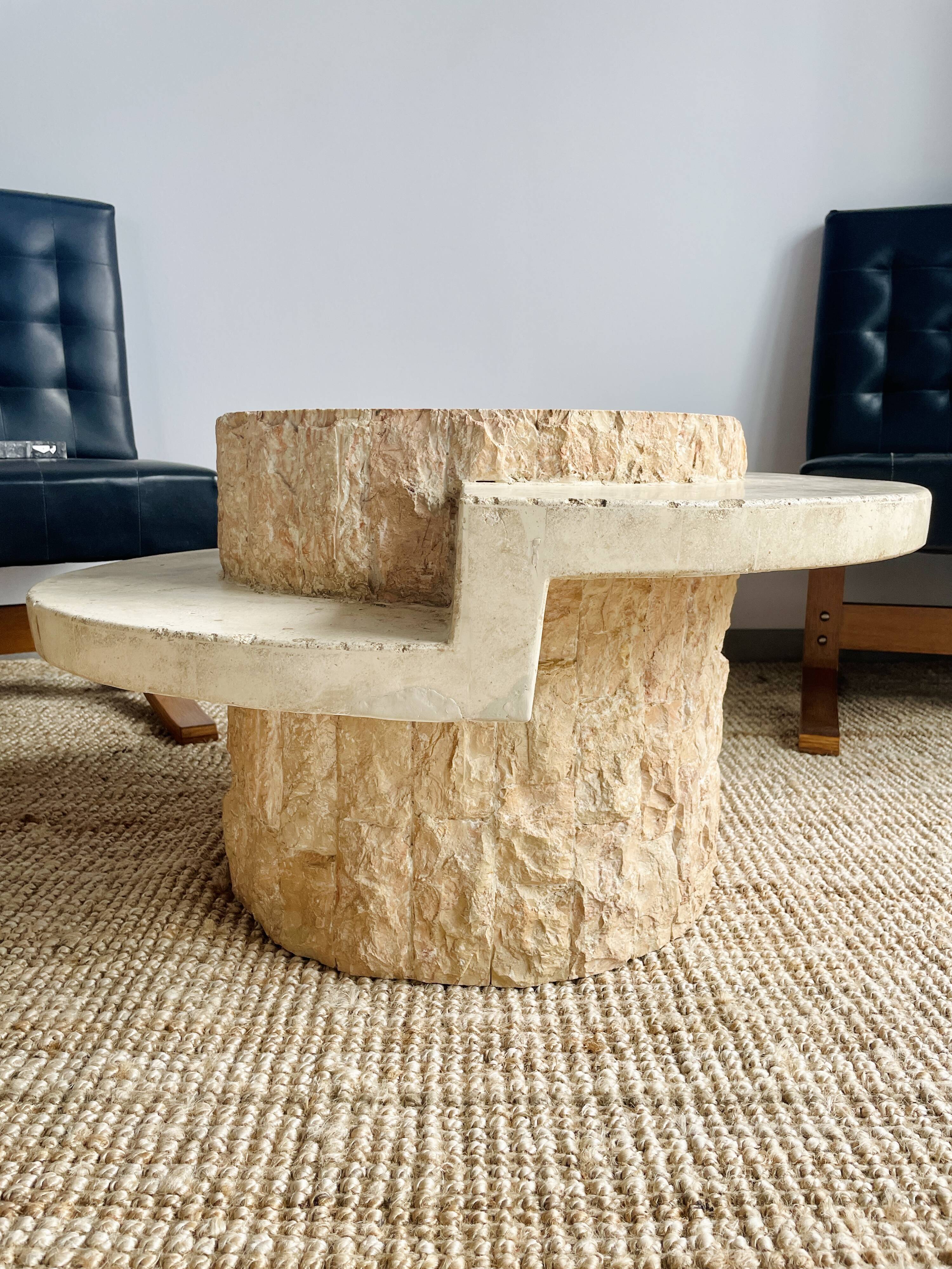 Table basse en travertin magnussen ponte