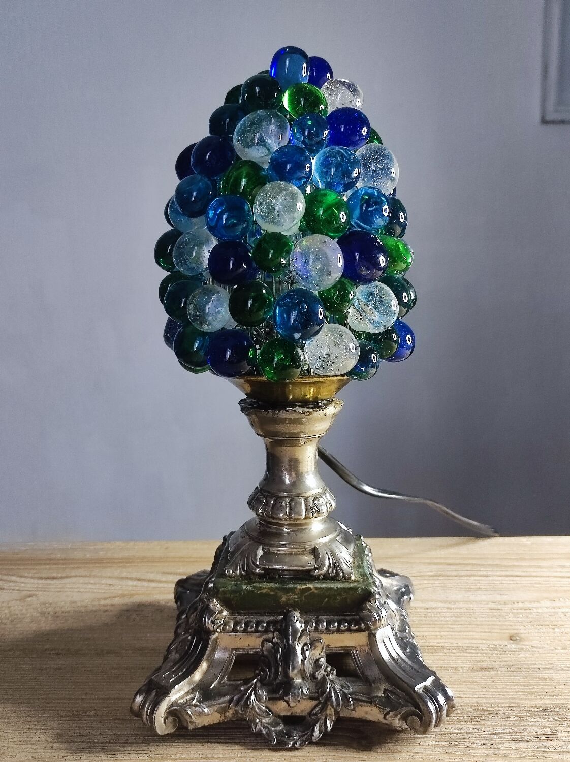 Grape lamp in Art Nouveau style