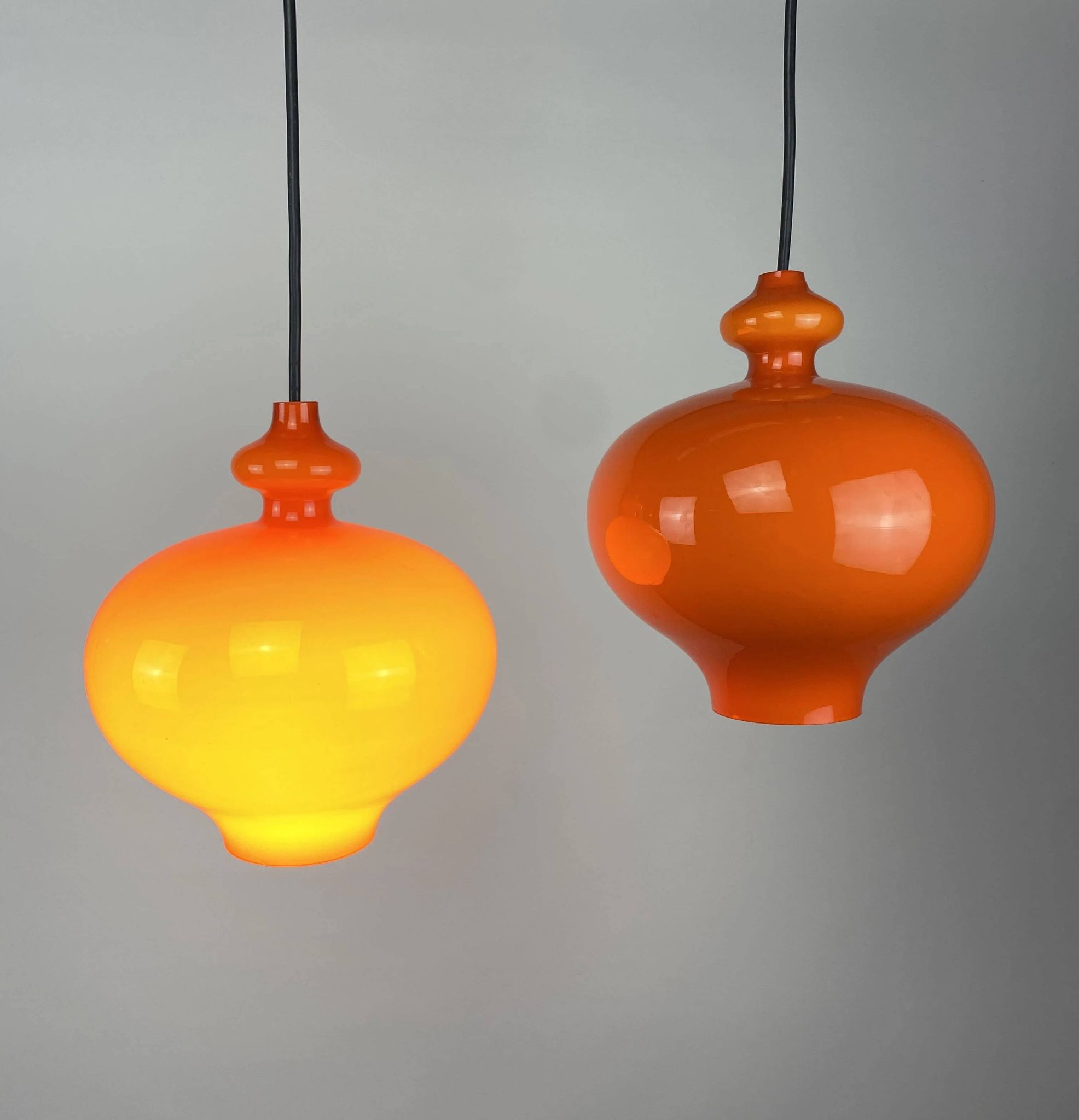 Orange glass suspension light Swedish Oplight by Hans Agne Jakobsson for AB Markaryd