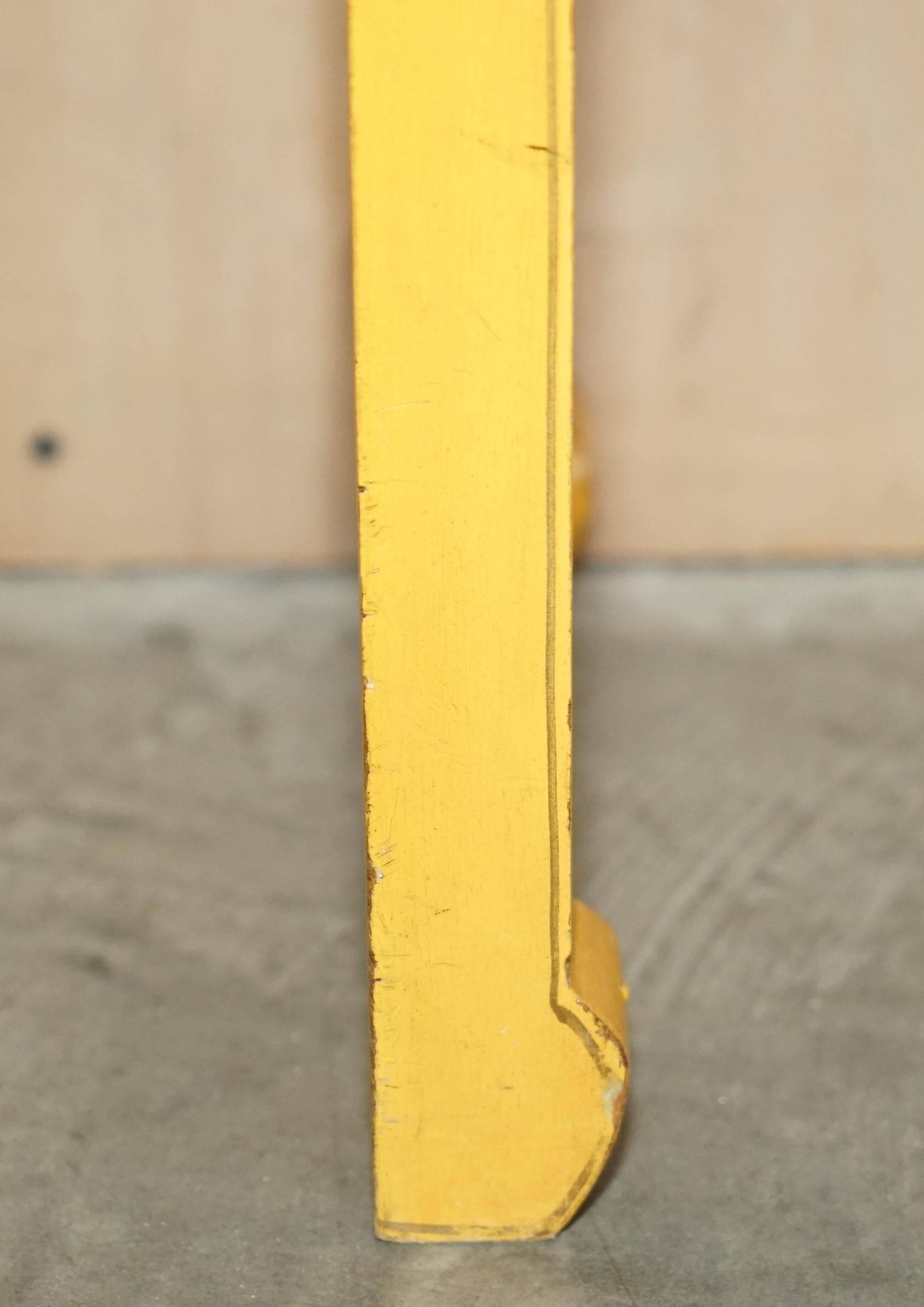 Antique Japanese commode hand-painted and lacquered.