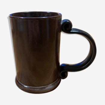 Mug en grès marron