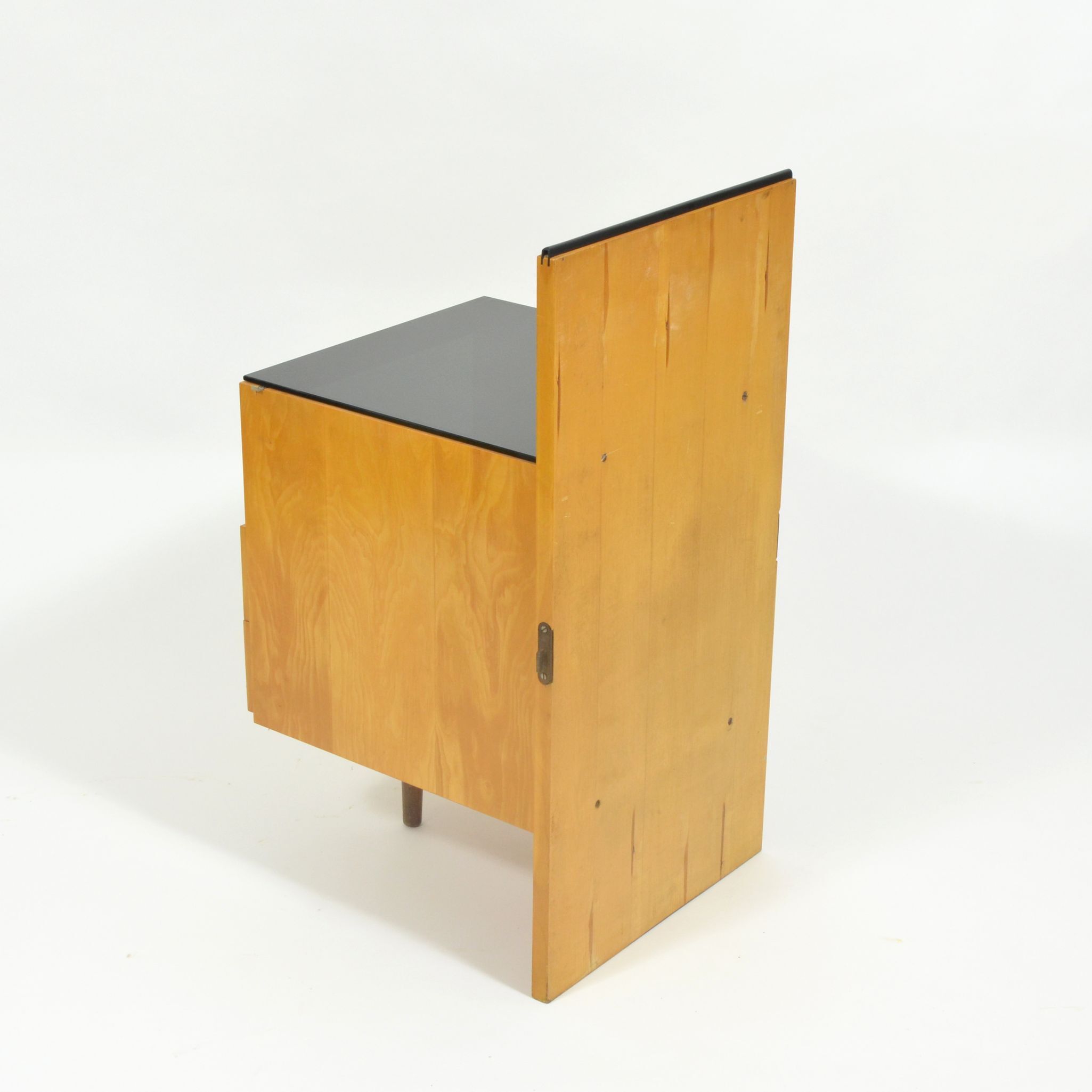 Table de chevet par Jitona 1960