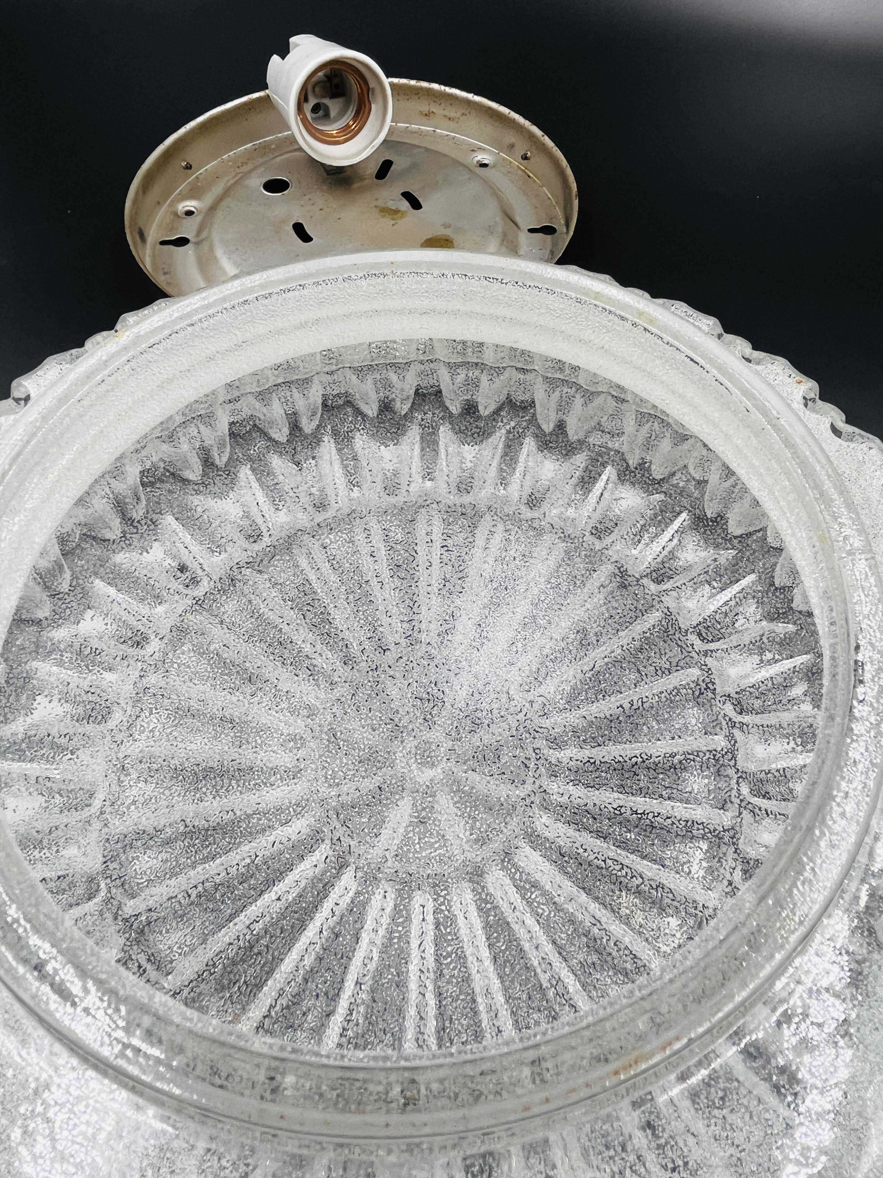 Plafonnier en verre relief sablé RZB