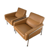 2 leather designer armchairs by Arne Jacobsen