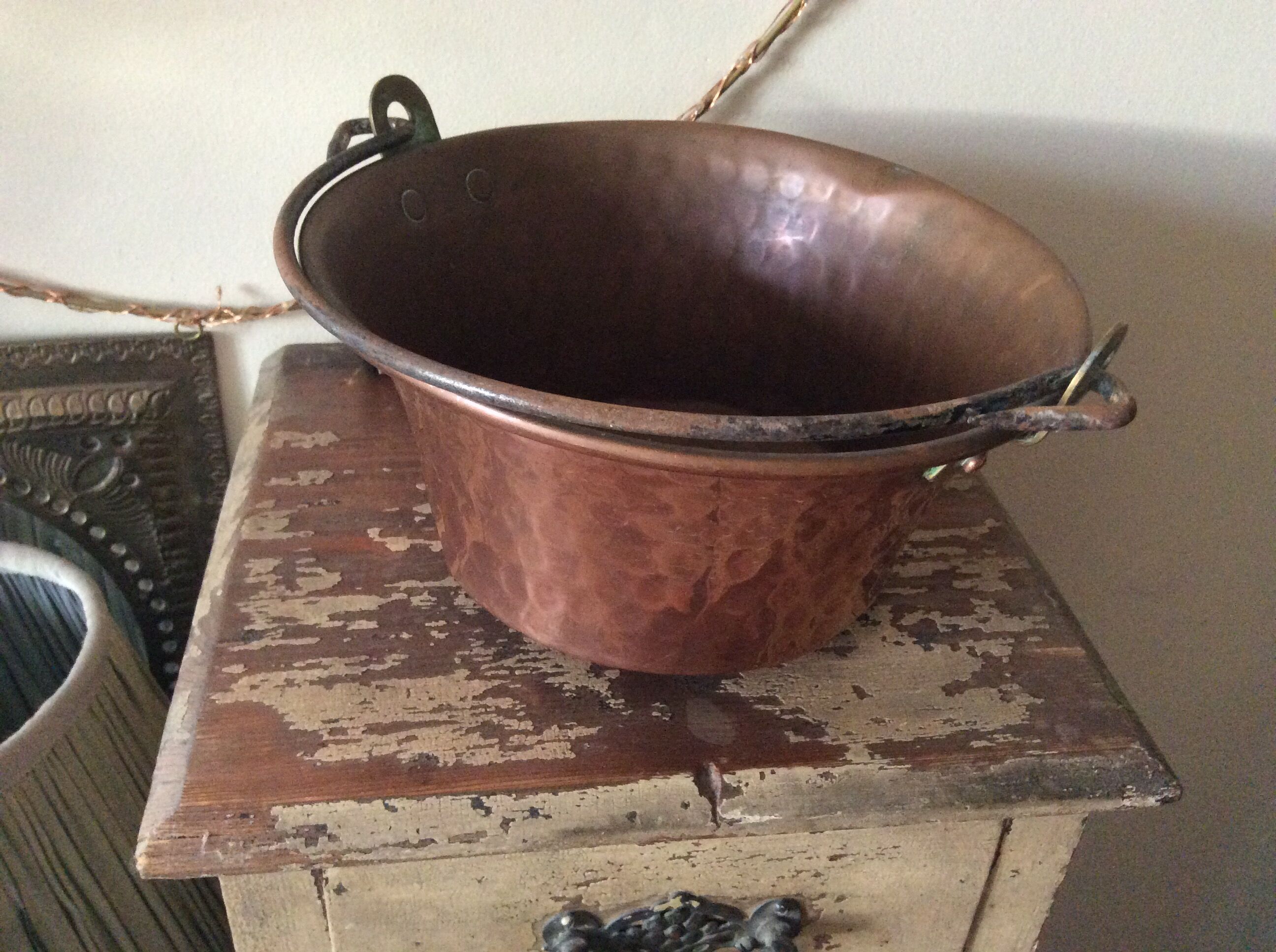 Cache-pot en cuivre