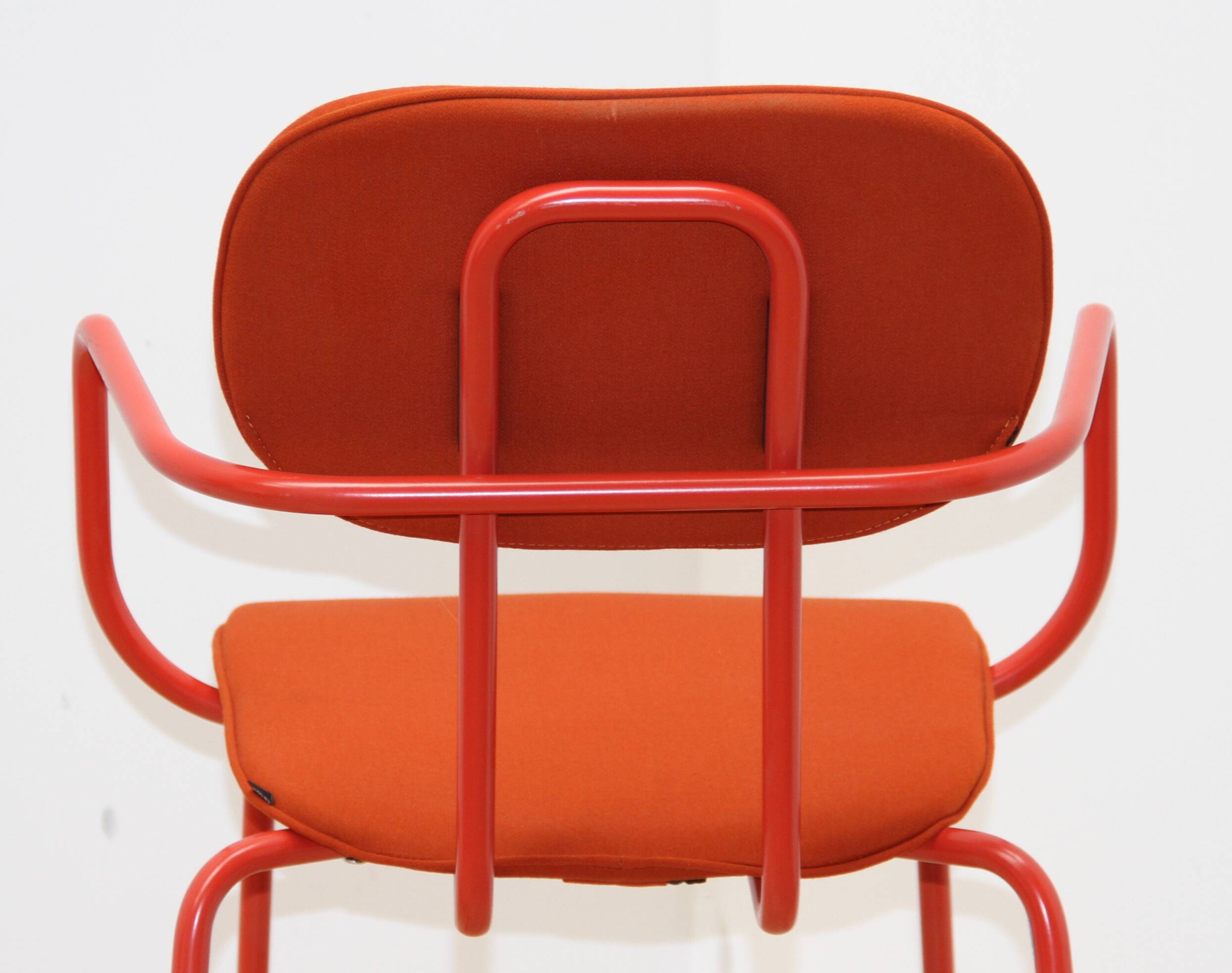 New School high chair, MDD