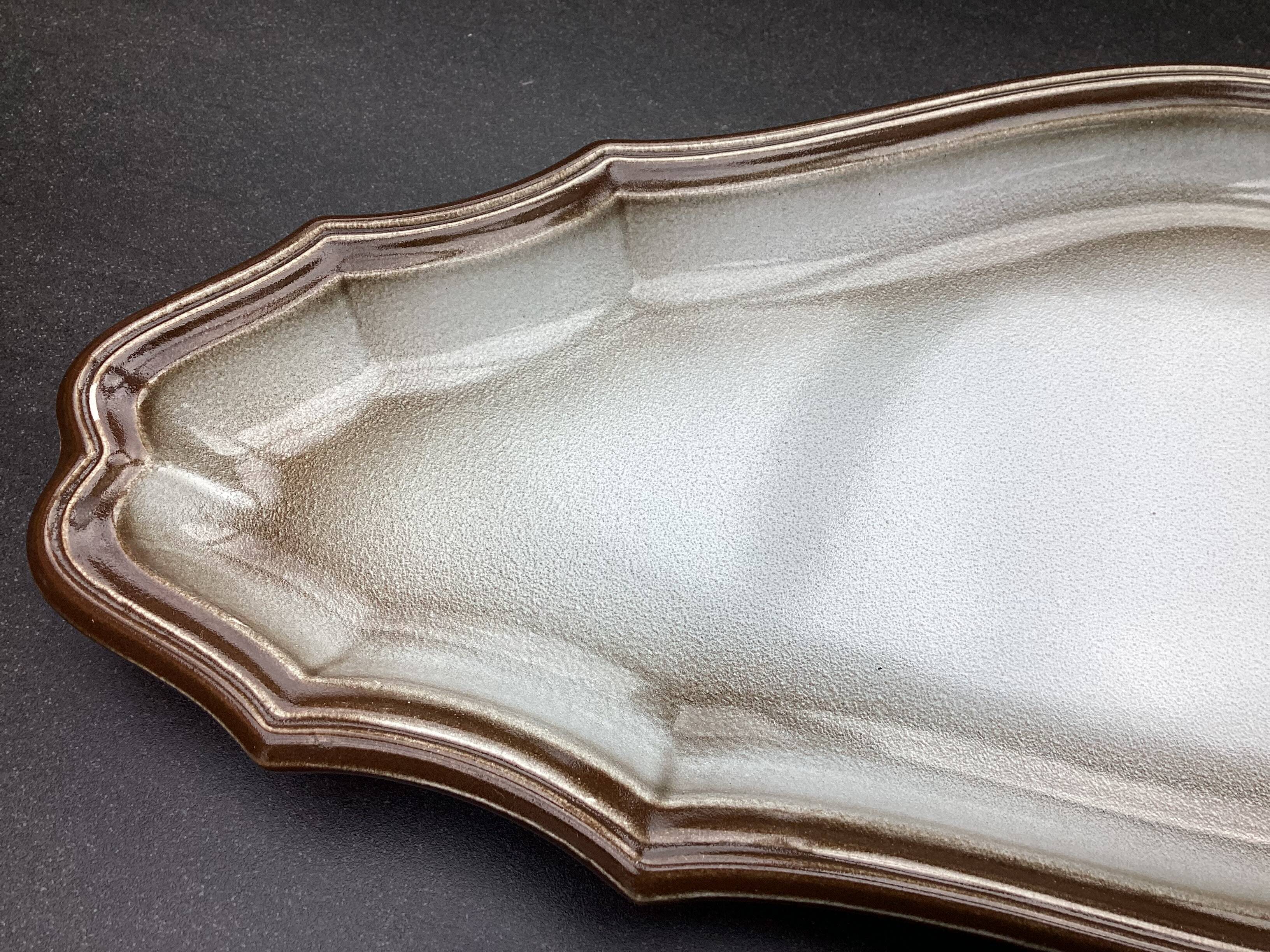 Salins earthenware fish dish