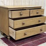 Victorian chest of drawers in nineteenth century fir