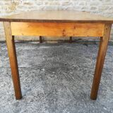 Farm table